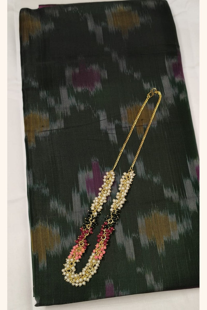Dark Green and Pink Ikat Semi-Silk Saree - Body Detail