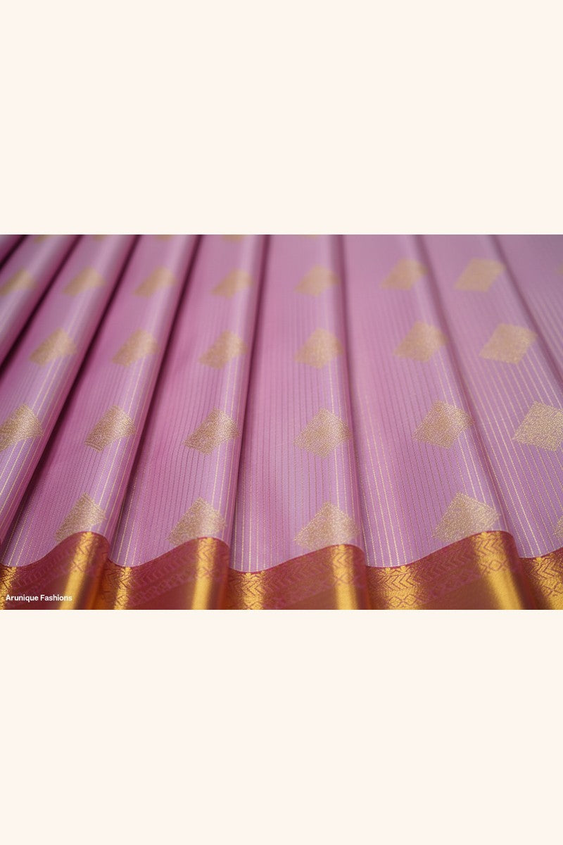 Rose Pink Golden Diamond Semi-Silk Saree - Pleat Close-up