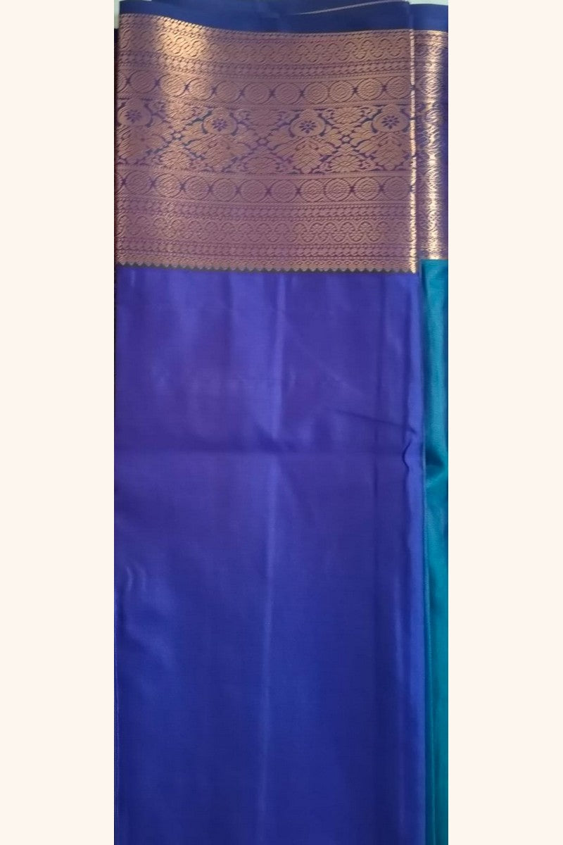 Turquoise Blue Saree with Golden Floral Butta & Purple Pink Zari Pallu - Blouse Detail